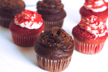 Cupcakes chocolate y red velvet