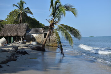 A far away house in a beautiful beach in Rincón del Mar, Colombia