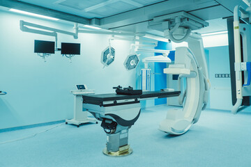Equipment and medical devices in hybrid operating room blue filter , Surgical procedures , the operating room of the Future