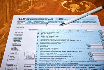 US 1040 Tax Form