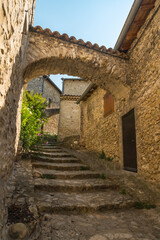 Fototapeta na wymiar Streetview of a little village in France