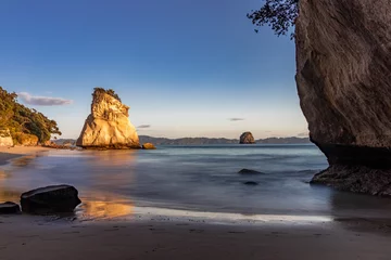  Majestic Cathedral Cove located in New Zealand © Sebastian Schweiger/Wirestock