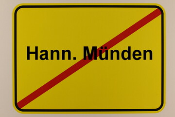 Illustration eines Stadtausgangsschildes der Stadt Hann. Münden