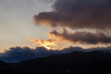 Norwegen, Sonnenuntergang im Dovrefjell-Sunndalsfjella-Nationalpark