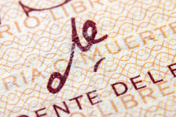 Che Guevara signature in old Cuban money