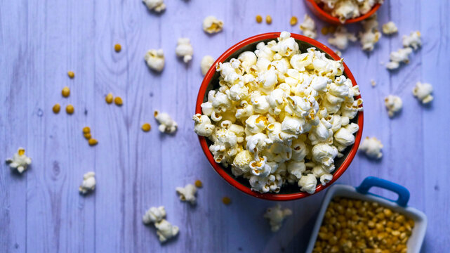 Snack de palomitas de ma&iacute;z saladas