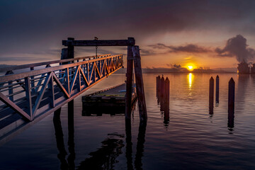 Obraz premium Sunrise peaking