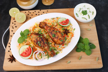 Chicken biryani Spicy Indian Malabar biryani Hyderabadi biryani, Dum Biriyani pulao Kerala India Sri Lanka Pakistan basmati rice mixed rice dish with meat curry Ramadan Kareem, Eid