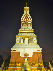Obraz premium phra that phanom temple with the star, Nakon phanom province, Thailand.