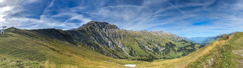 Fototapeta premium Bergpanorama auf der Engstligenalp