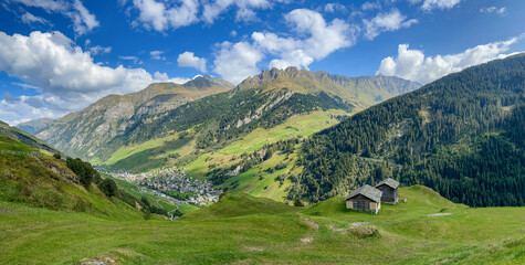 Fototapeta na wymiar Panoramablick auf Vals in Graubünden