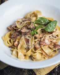 Fettucini with mushroom and ham