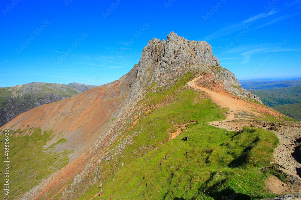 Wall mural Snowdonia National Park in the summer sun