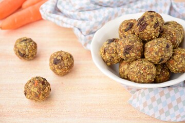 Carrot raisin oat breakfast energy balls