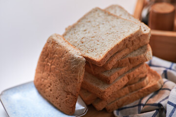 The loaf of sliced wholewheat bread
