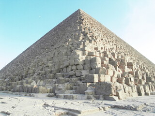 Pyramide von Gizeh in Kairo &Auml;gypten am Abend
