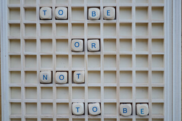 Letter cubes "To be or not to be"