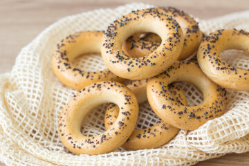 multiple bagel with poppy seeds