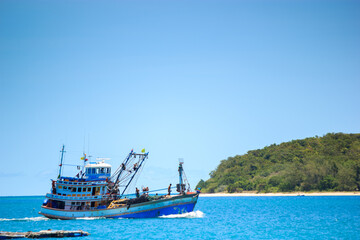 Obraz premium Fishing boats, Samaesarn Island, Sattahip, Chonburi, Thailand