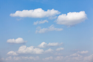 Obraz premium blue sky with white clouds