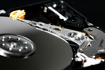 hard disk drive