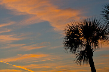 USA, Florida, Crescent Beach, Siesta Key, Sarasota, Seascape, Sunset with Orange Cloud Streaks