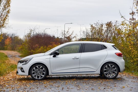 Renault Clio e-Tech. Hybrid car. General side view. 11-03-2020, Prague, Czech Republic.