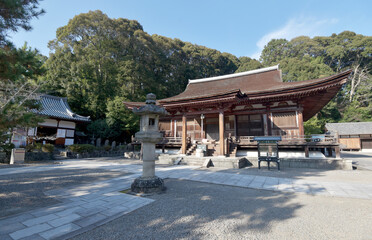 長弓寺　本殿と大師堂　奈良県生駒市