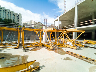 Design of reinforcement cage of reinforcement for concrete frame house, brick house, formwork for concrete pouring, construction site, working crane, construction of houses