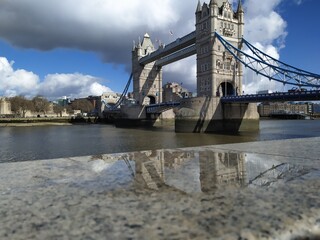 tower bridge city