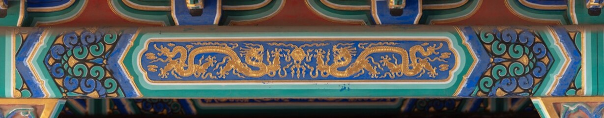 a panoramic view of the pattern of a temple pillar
the pattern of the pillar of the Chinese temple....