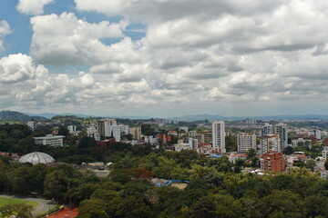 Fototapeta na wymiar view of the city of pereira from pinares