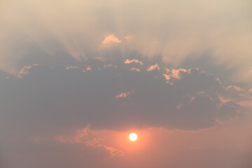 Fototapeta premium Beautiful vanilla sky with clouds and sunlight before sunset, Nature background
