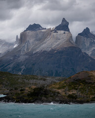 Fototapeta na wymiar A view of Cuernos del Paine mountains from the lake