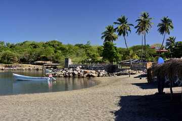 Paisajes de las playas del pequeño pueblo de Las Peñitas, en las costas del océano Pacífico, en el noroeste de Nicaragua