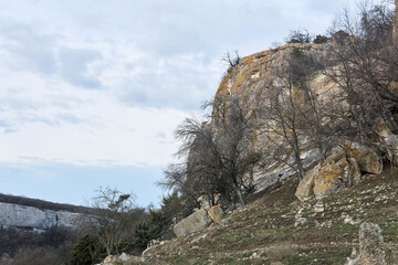 winter landscape of central Crimea with rocky cliffs at the edge of the cuesta