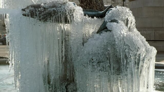 Close-up view of icicle formations in Trafalgar Square, London, England, UK, as the capital plunges into sub-zero temperatures