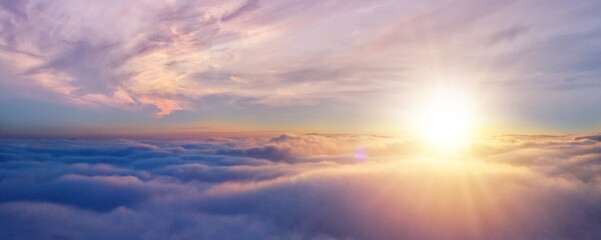 Naklejka premium Beautiful sunrise cloudy sky from aerial view