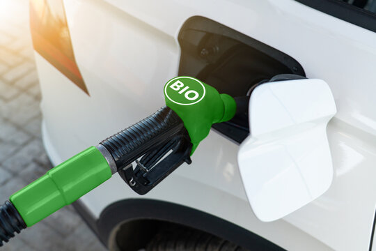 Refueling the car with biofuel	