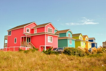 Fototapeta na wymiar colorful houses on the beach