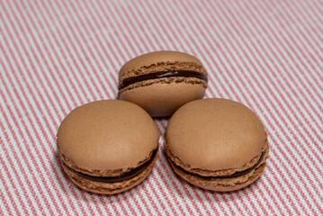chocolate macaron