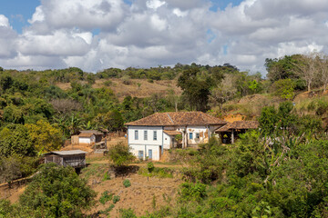 Fototapeta na wymiar Fazenda colonial na área rural de Guarani, estado de Minas Gerais, Brasil