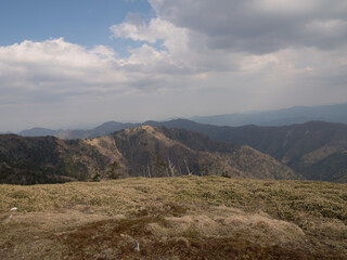 Monte Tsurugi, en el Valle de Iya, en la isla de Shikoku, Japón