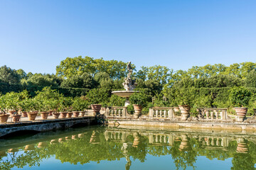 The Isolotto, an oval-shaped island with the Fountain of the Ocean, in Boboli Gardens, beside Palazzo Pitti, Florence city center, Tuscany region, Italy