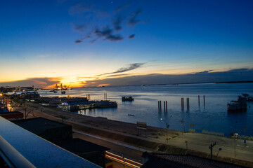Obraz premium sunset at the pier