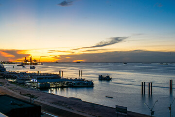 Obraz premium sunset at the pier