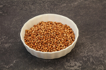 Coriander seeds in the bowl