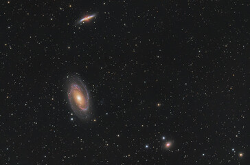 Bodes Galaxies in the deep sky at night