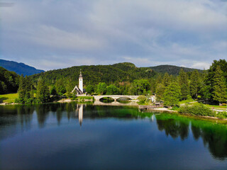 Obraz premium Lago Bohinj - Stara Fuzina - Eslovenia