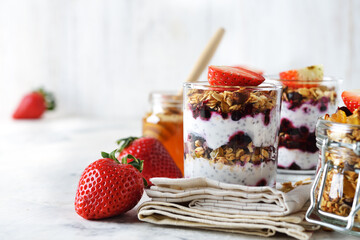 Dessert of homemade muesli, berries and yogurt